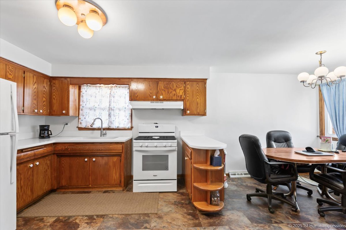 11214 S Sacramento Avenue, Chicago, IL 60655