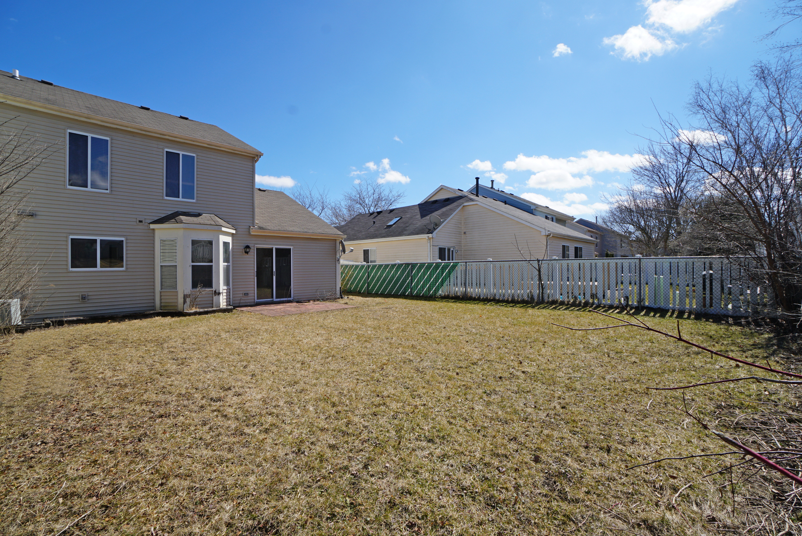 86 Bradford Lane, Mundelein, IL 60060