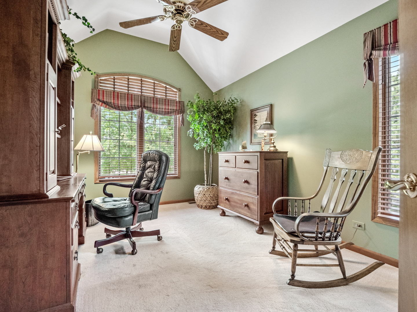 1N639 Augusta Court, Winfield, IL 60190