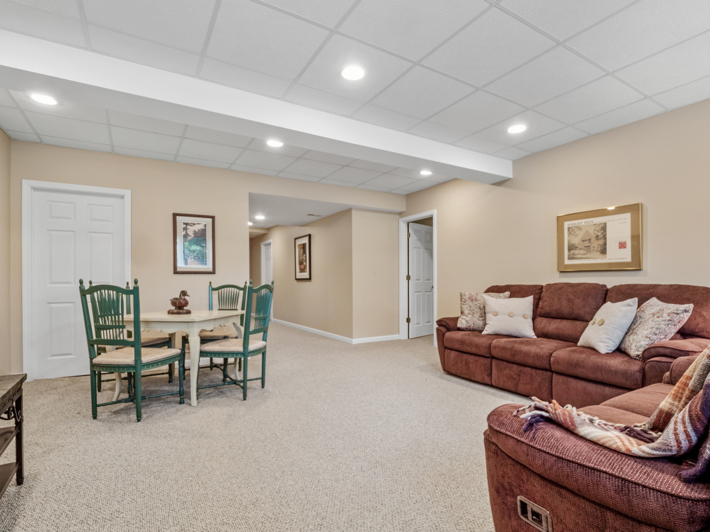 1N639 Augusta Court, Winfield, IL 60190