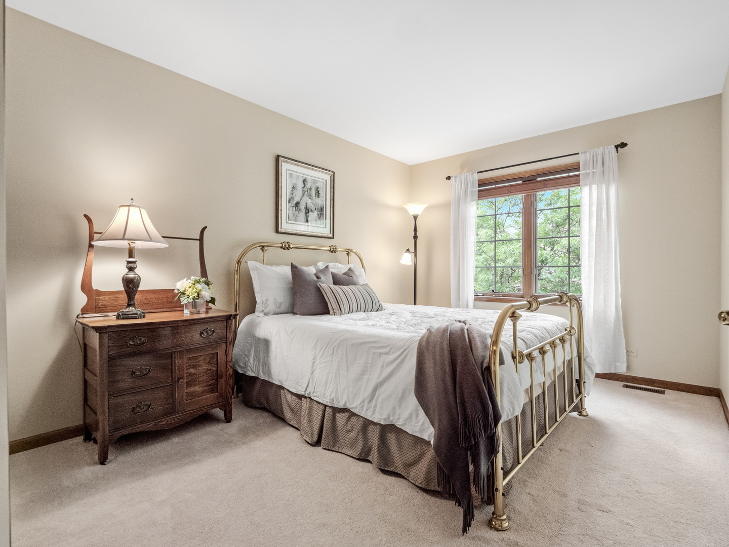 1N639 Augusta Court, Winfield, IL 60190