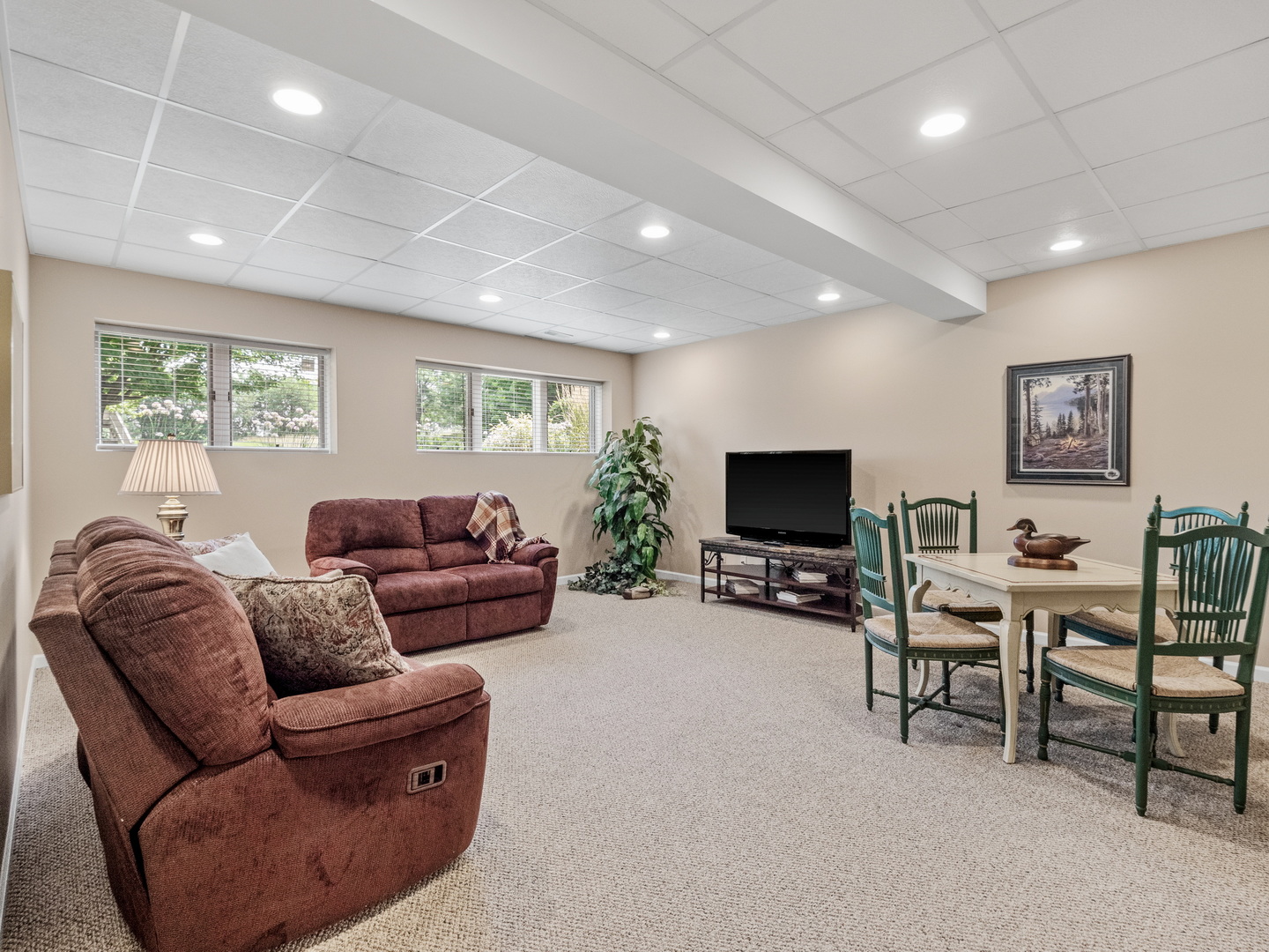 1N639 Augusta Court, Winfield, IL 60190