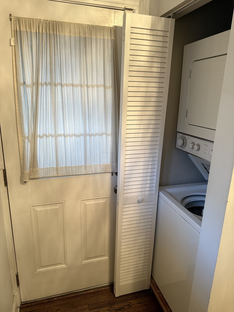 1155 W Grace Street #1S, Chicago, IL 60613