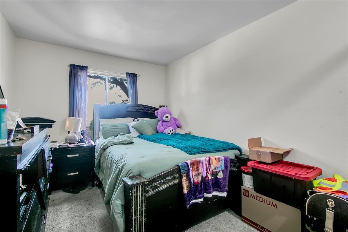 15B Fernwood Drive, Bolingbrook, IL 60440