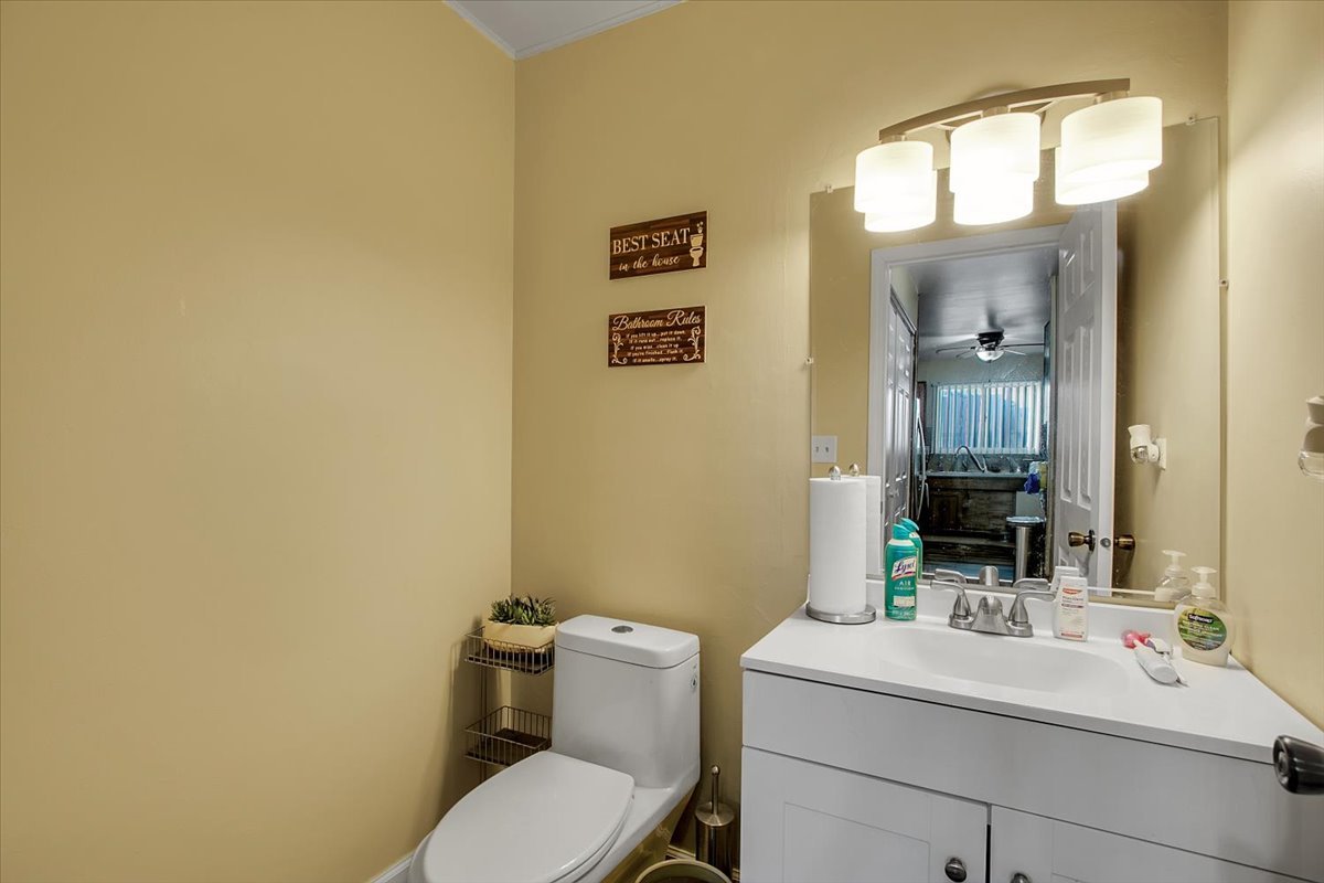 15B Fernwood Drive, Bolingbrook, IL 60440