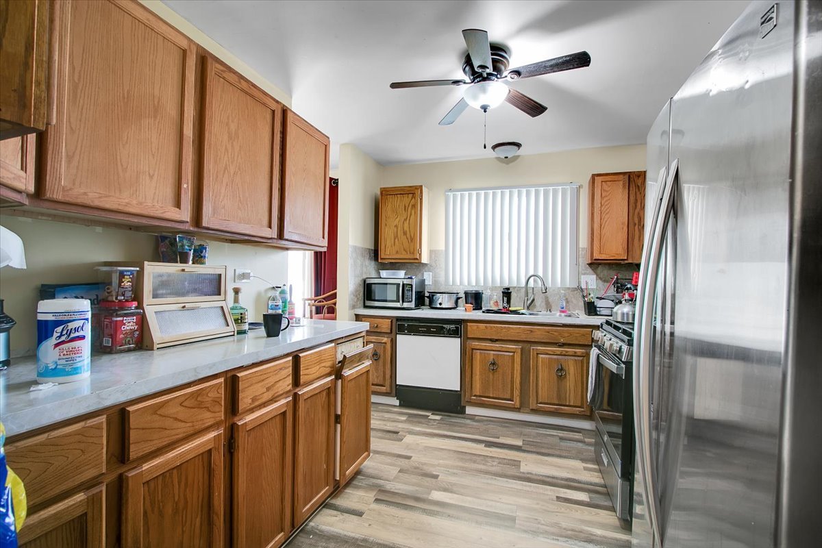 15B Fernwood Drive, Bolingbrook, IL 60440