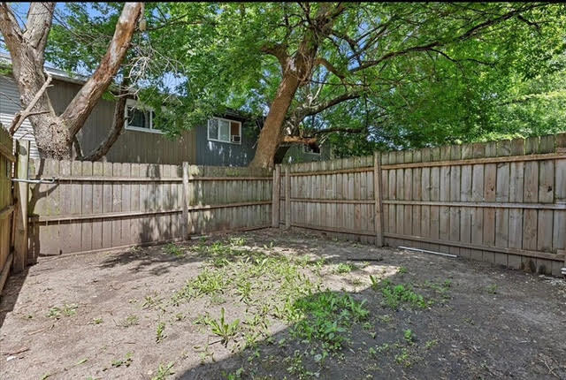 2049 Berkshire Circle #D, Carpentersville, IL 60110