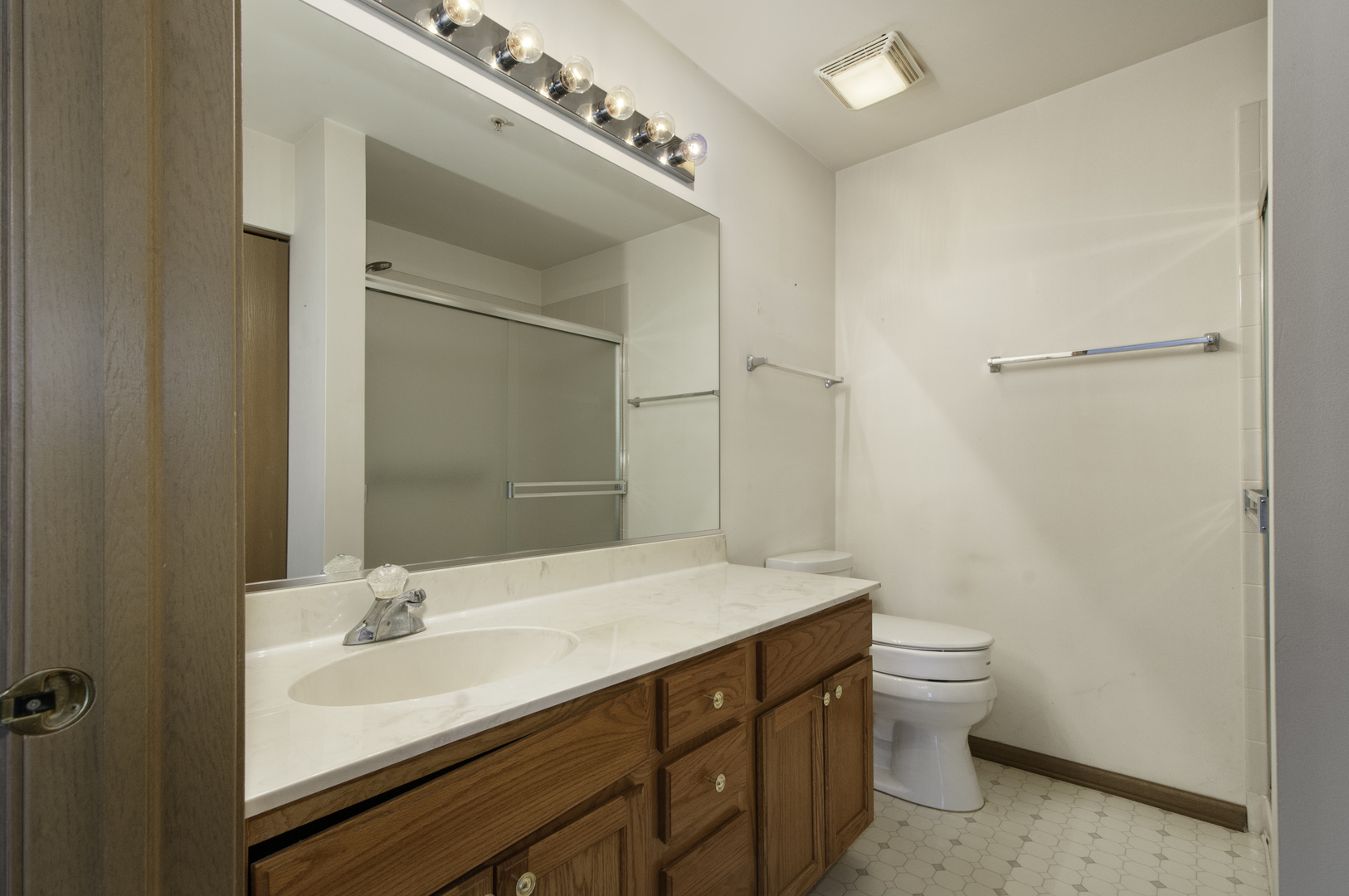 21230 W Walnut Drive #D, Plainfield, IL 60544
