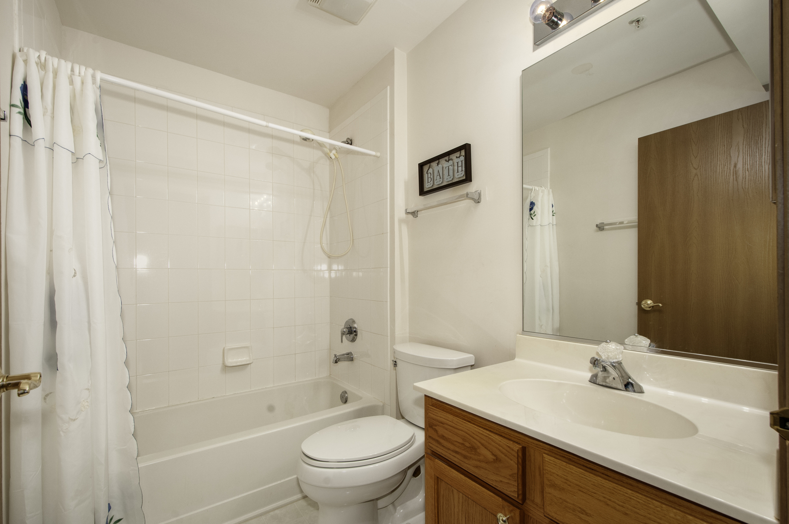 21230 W Walnut Drive #D, Plainfield, IL 60544