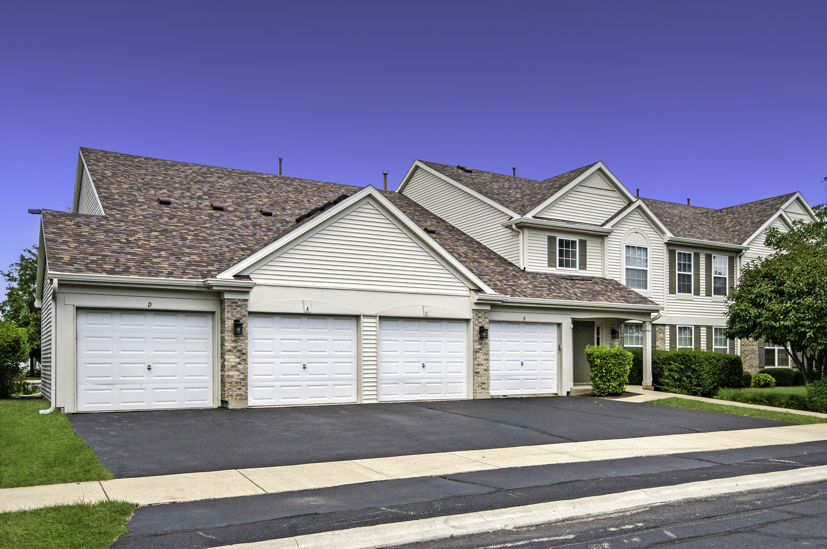 21230 W Walnut Drive #D, Plainfield, IL 60544