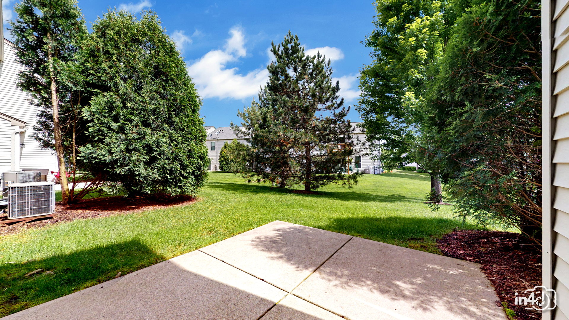 529 METROPOLITAN Street, Aurora, IL 60502