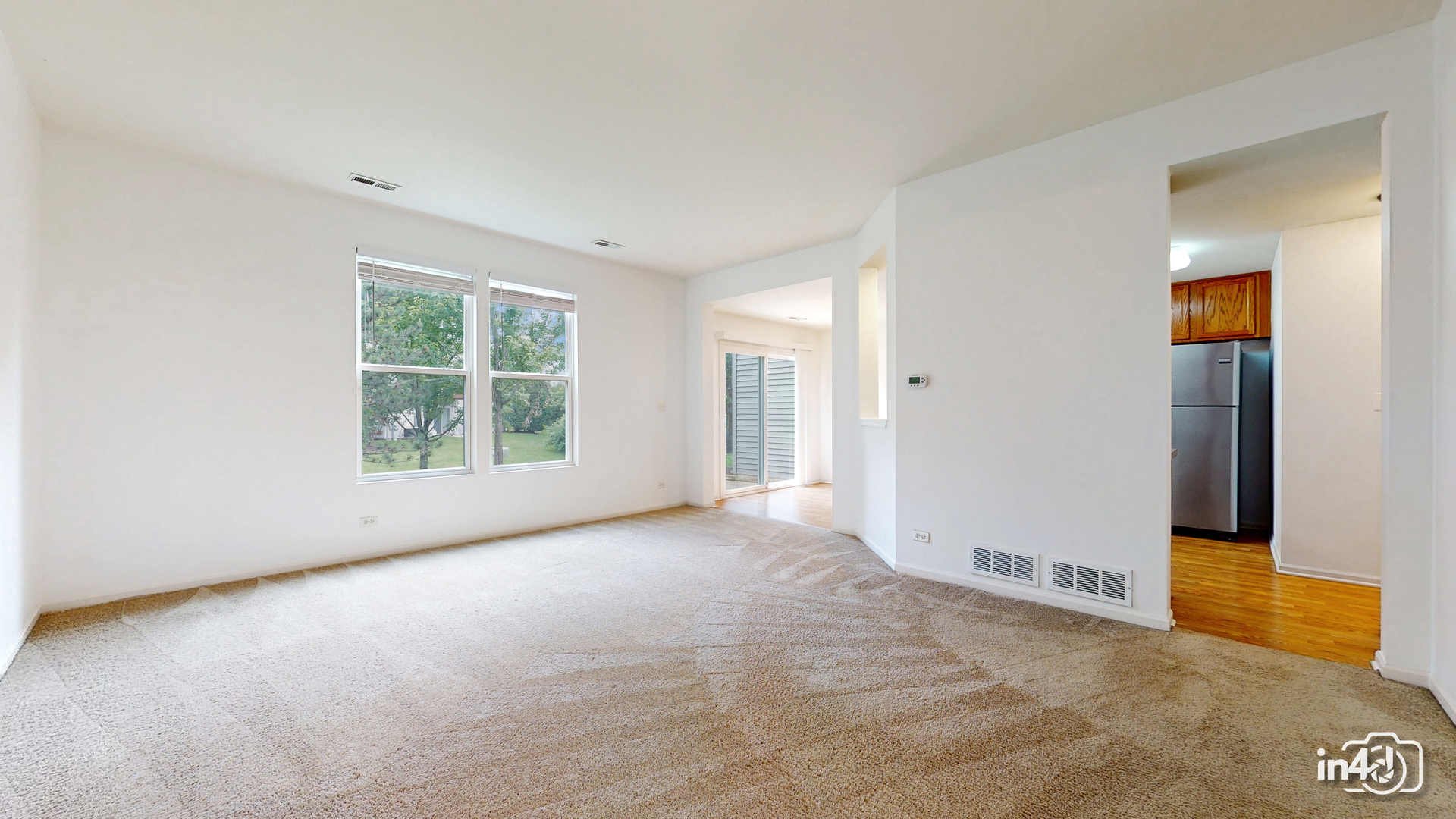 529 METROPOLITAN Street, Aurora, IL 60502
