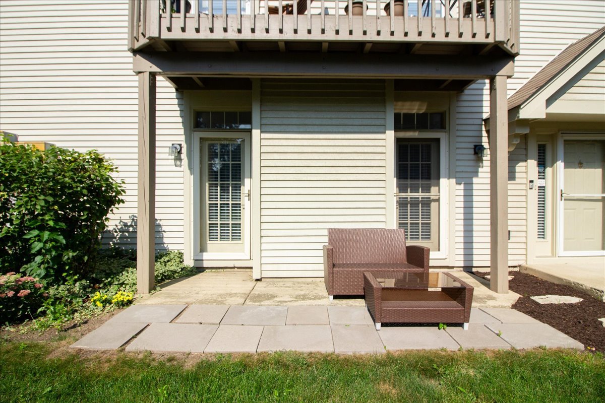 1216 Tennyson Lane #1216, Naperville, IL 60540