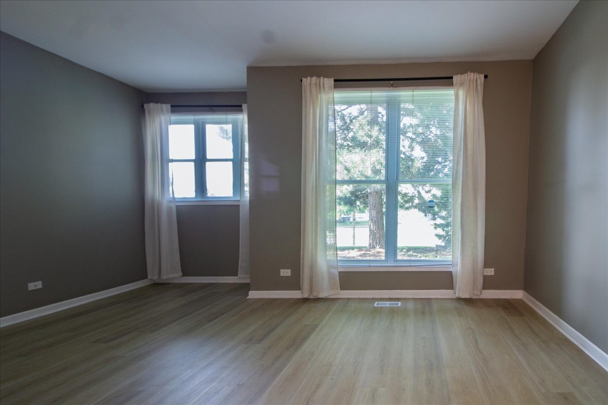 1216 Tennyson Lane #1216, Naperville, IL 60540