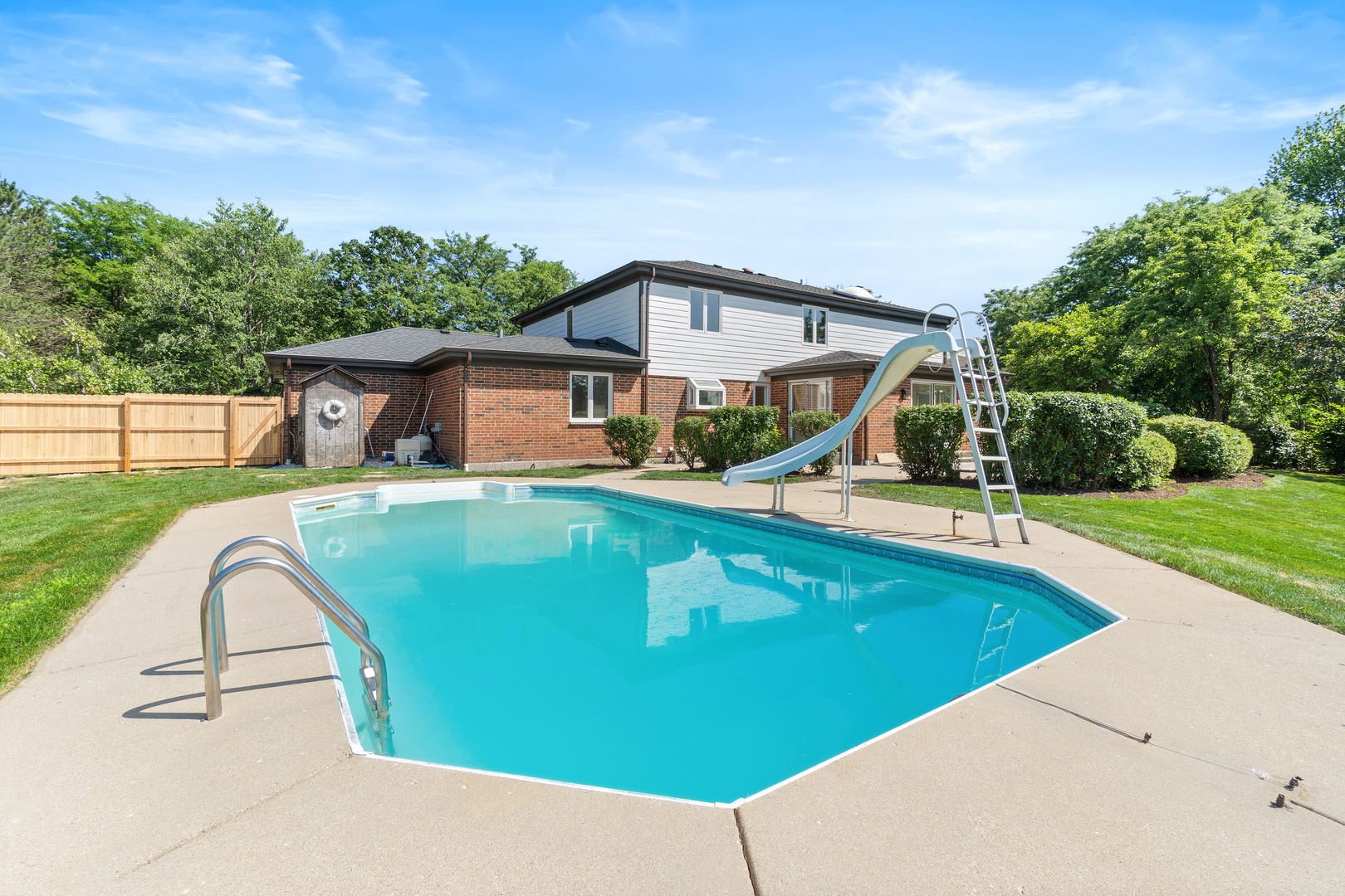 2005 Keats Lane, Highland Park, IL 60035