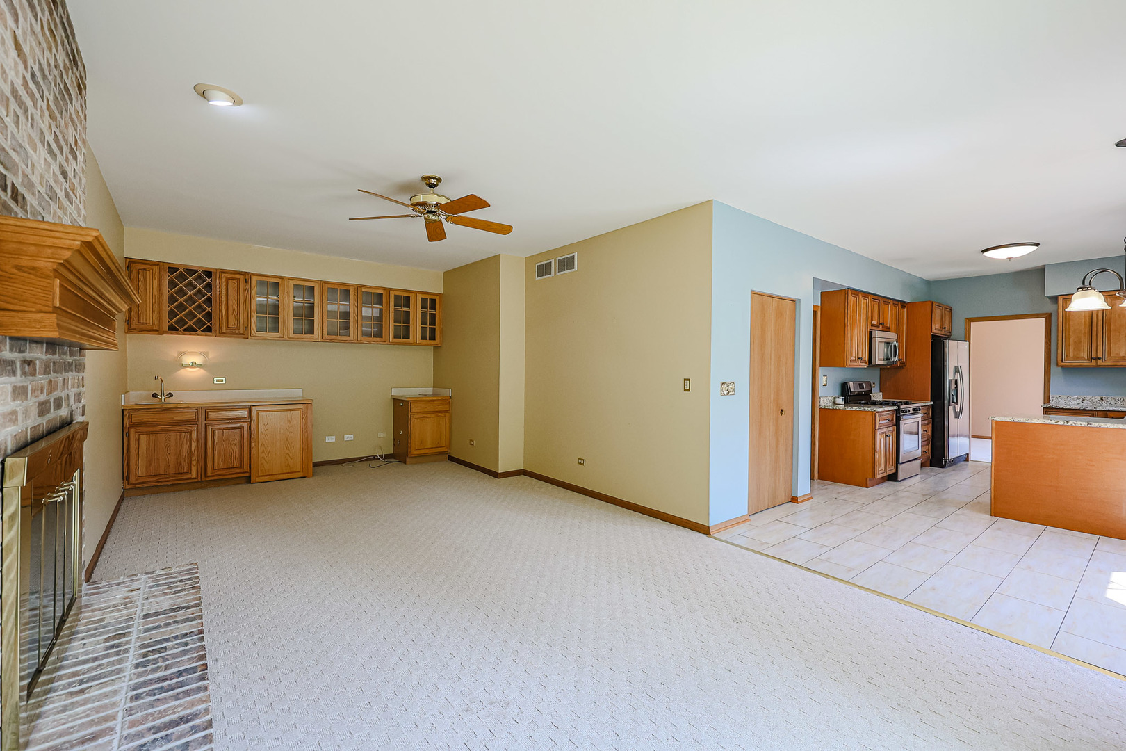 629 Dogleg Lane, Bartlett, IL 60103