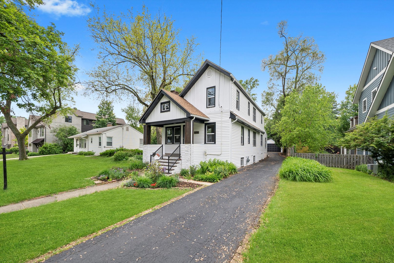 504 Newton Avenue, Glen Ellyn, IL 60137