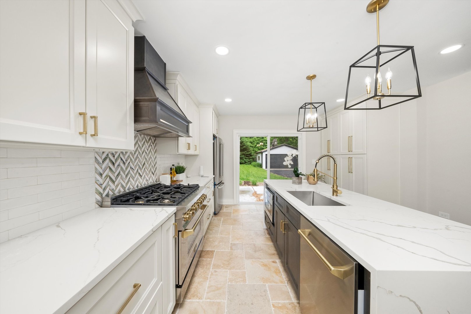 504 Newton Avenue, Glen Ellyn, IL 60137
