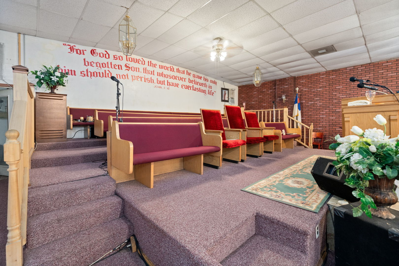 632 N Albany Avenue, Chicago, IL 60612