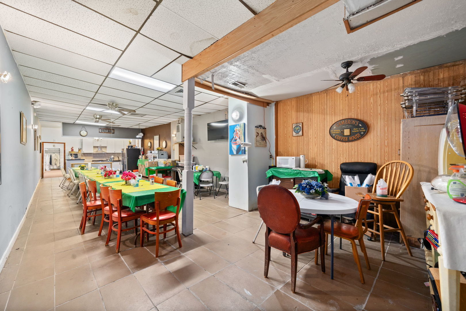 632 N Albany Avenue, Chicago, IL 60612
