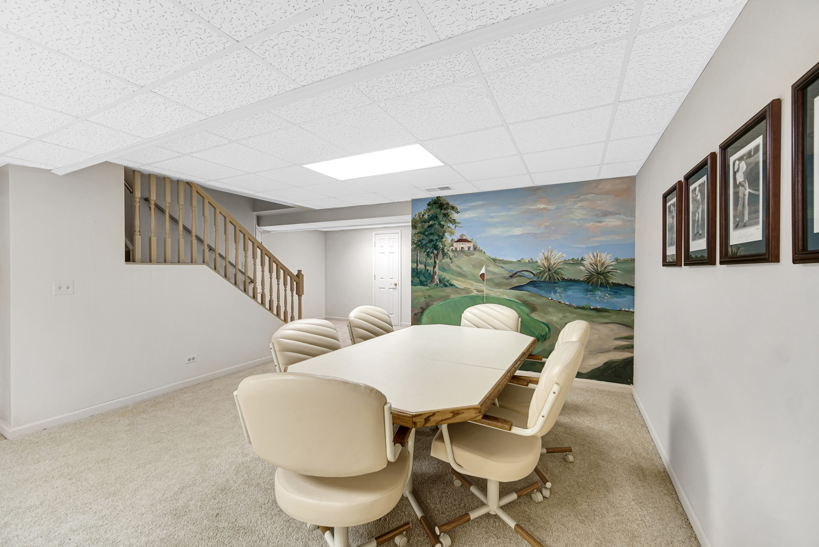2033 Inverness Drive, Vernon Hills, IL 60061