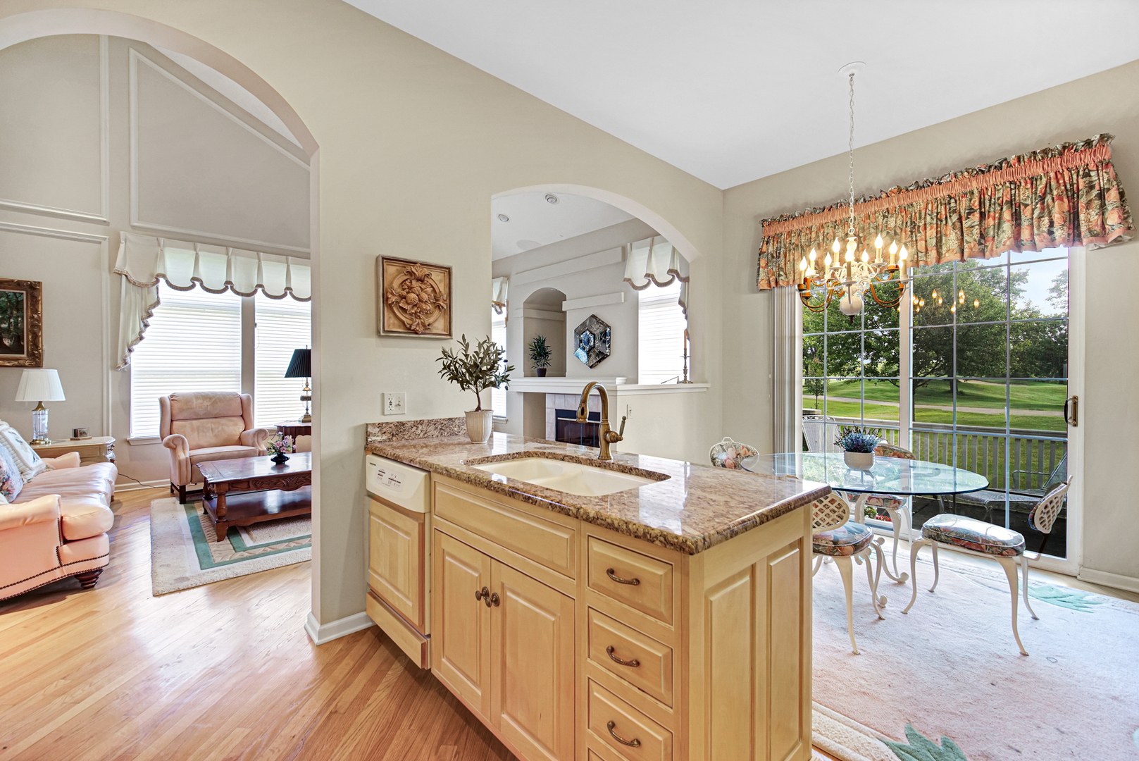 2033 Inverness Drive, Vernon Hills, IL 60061