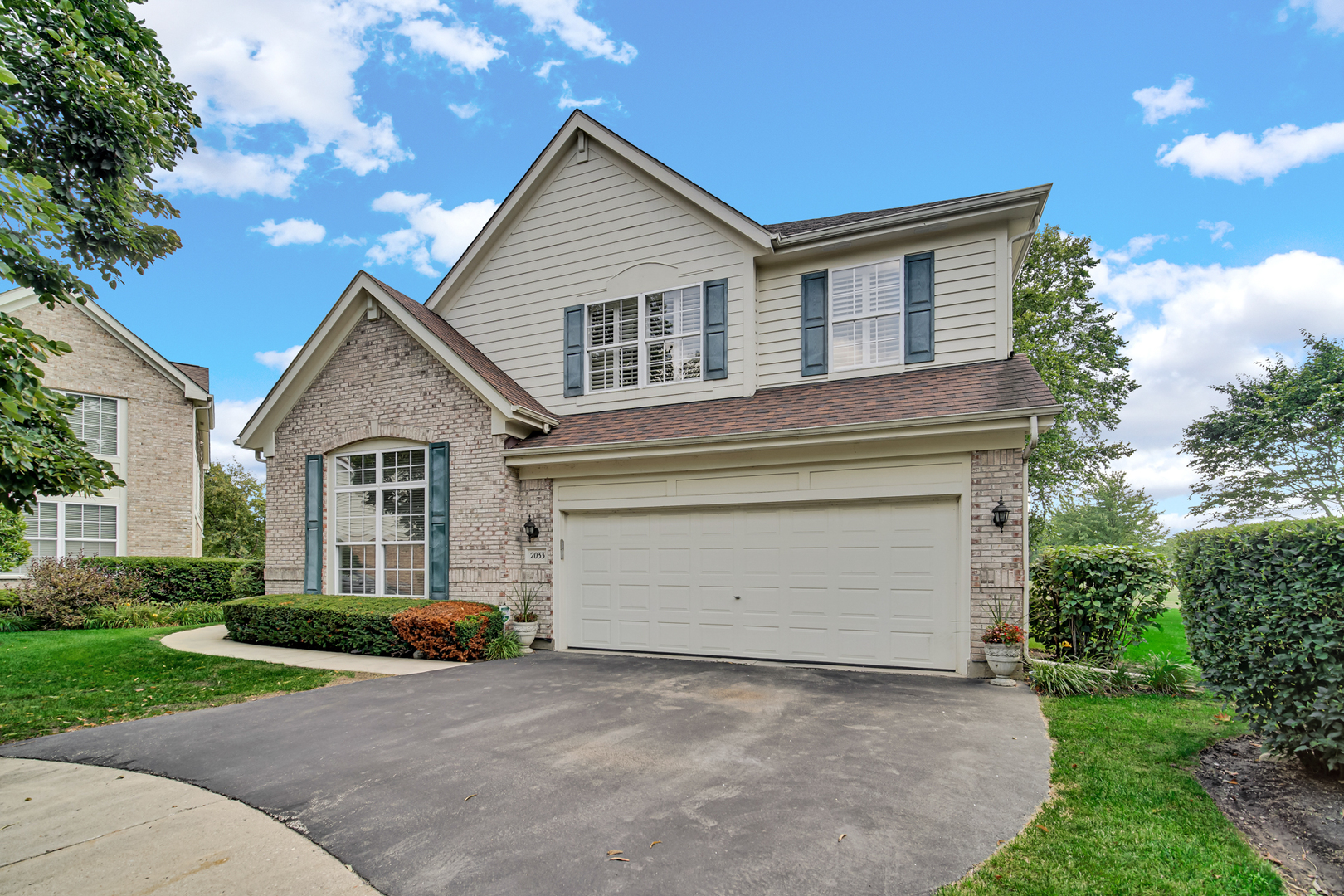 2033 Inverness Drive, Vernon Hills, IL 60061