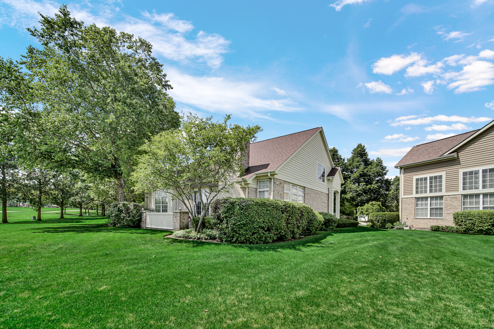 2033 Inverness Drive, Vernon Hills, IL 60061
