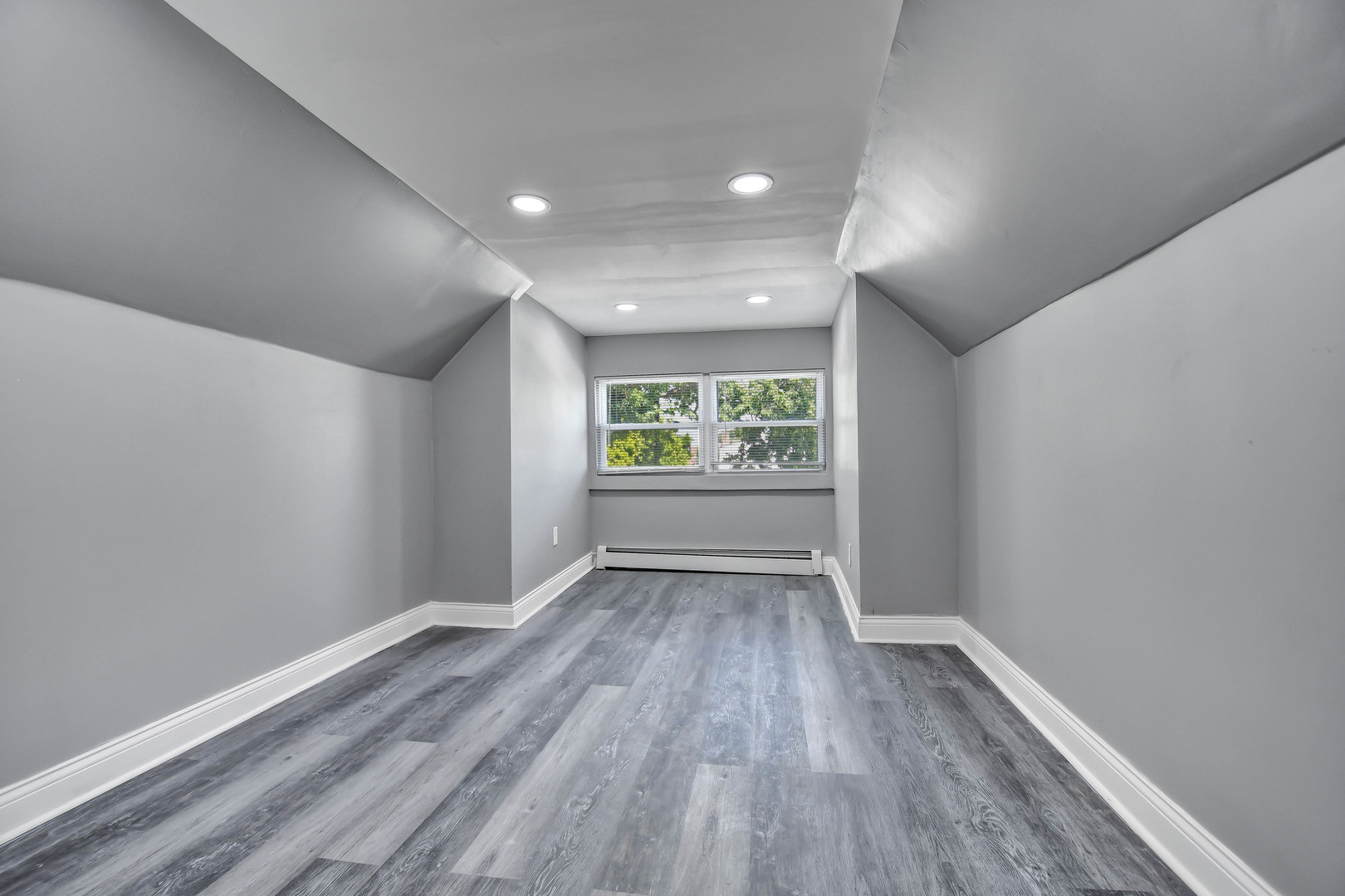 7409 W 63rd Place, Summit, IL 60501