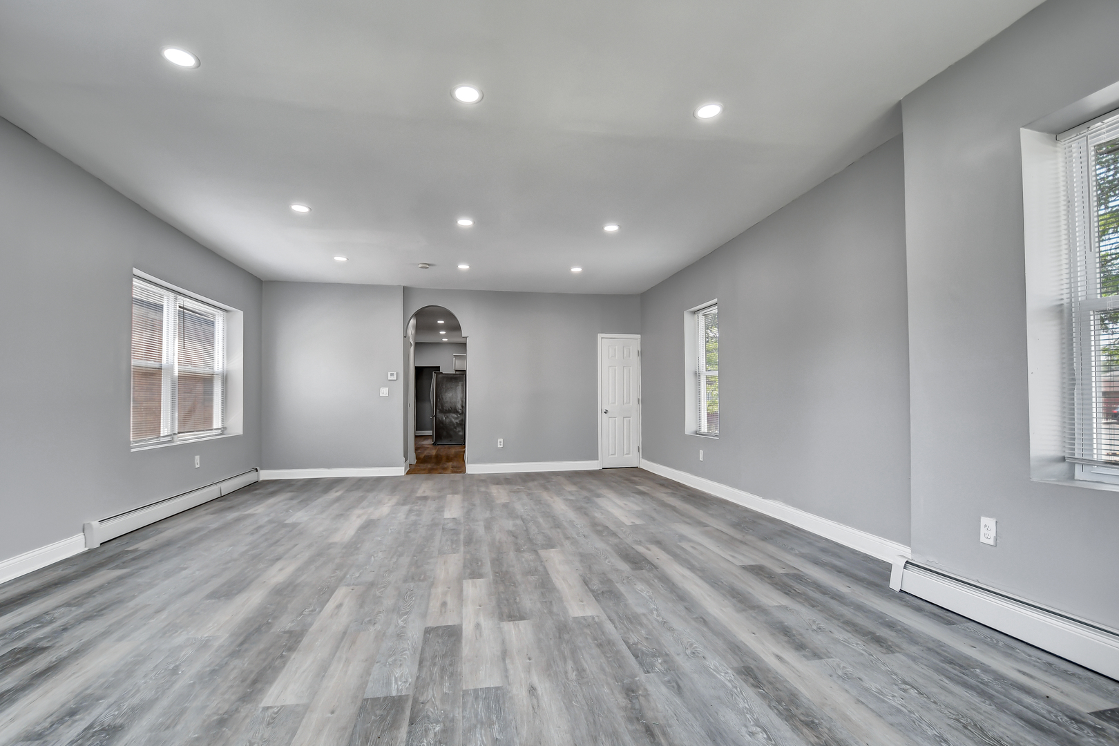 7409 W 63rd Place, Summit, IL 60501