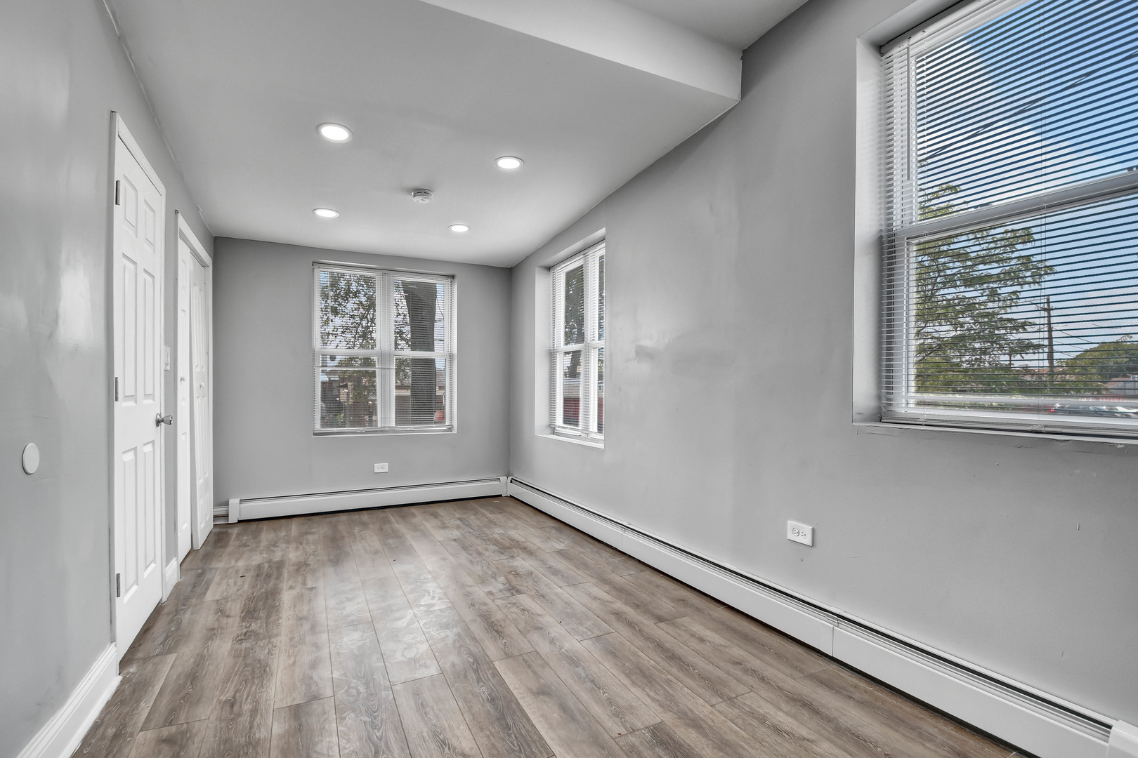 7409 W 63rd Place, Summit, IL 60501
