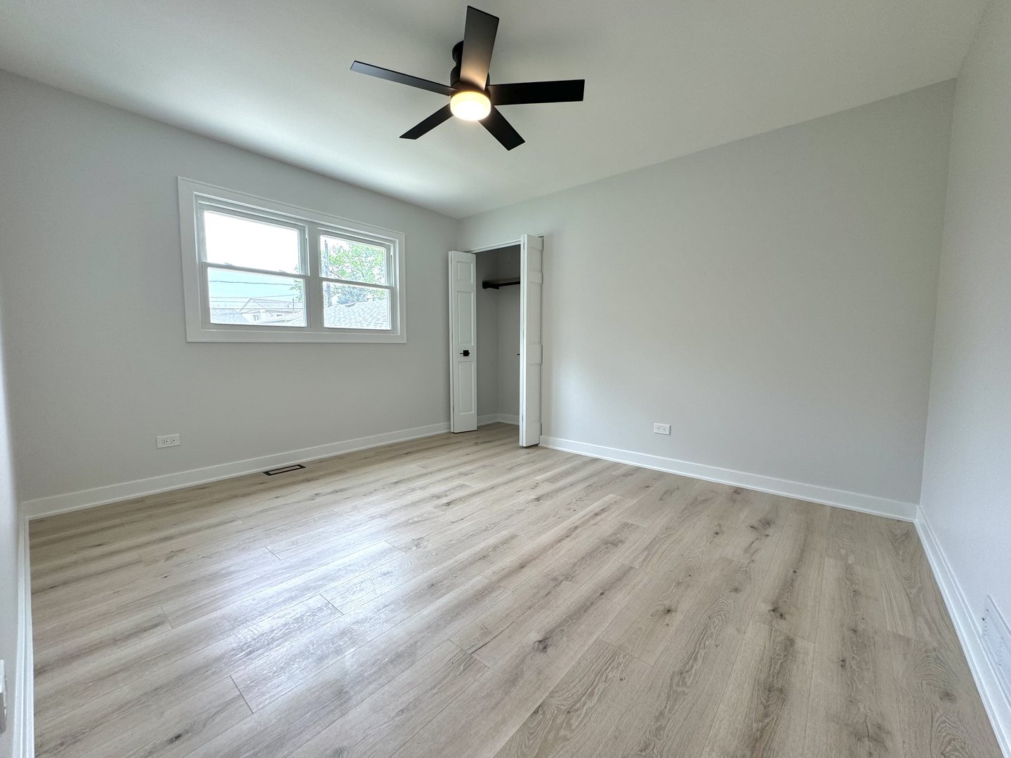 9055 Fairway Drive, Orland Park, IL 60462