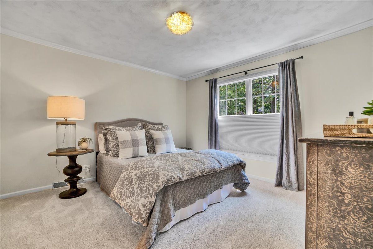 2602 Majestic Oaks Lane, St. Charles, IL 60174