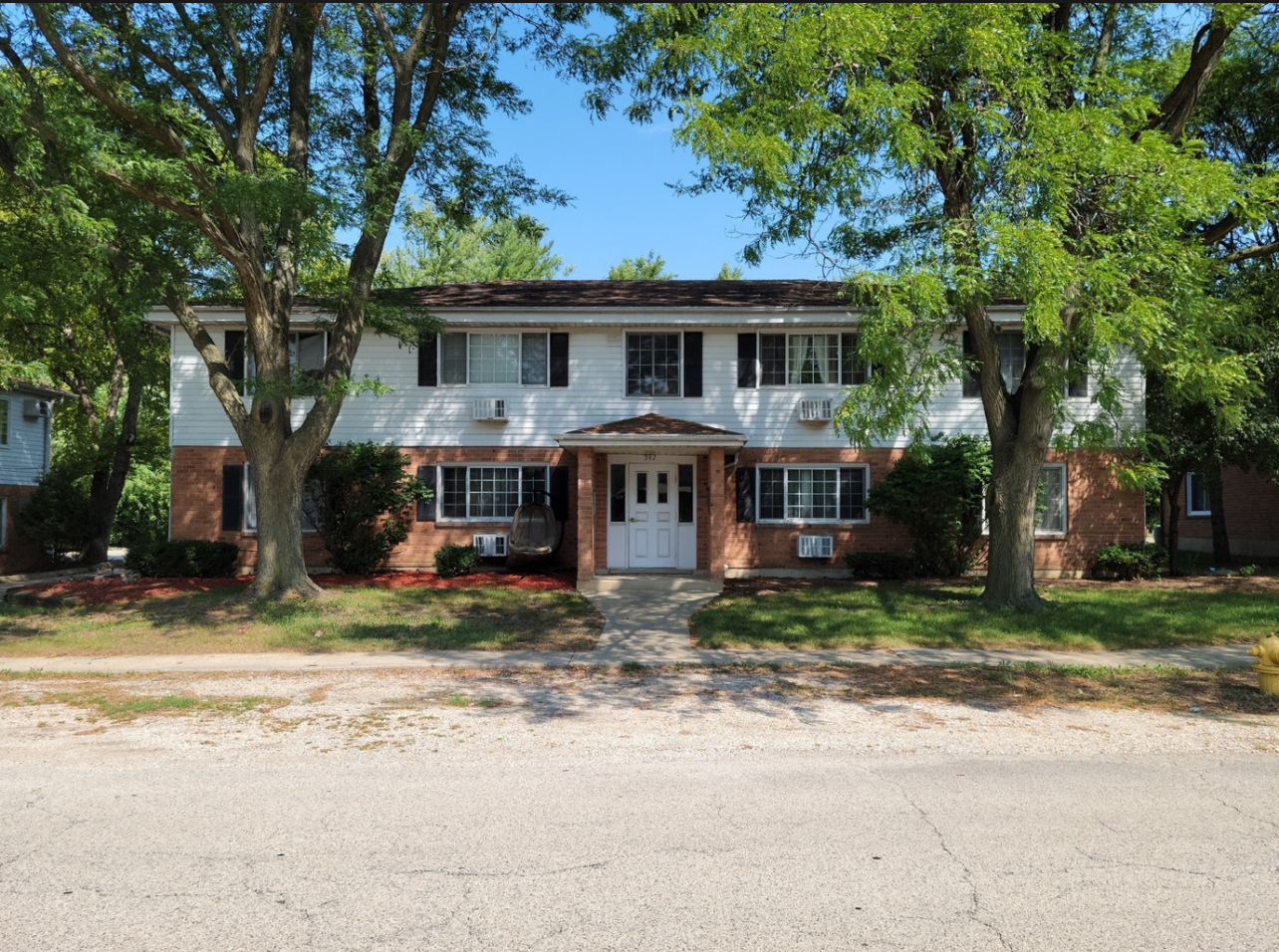 397 Poplar Avenue #1E, Antioch, IL 60002