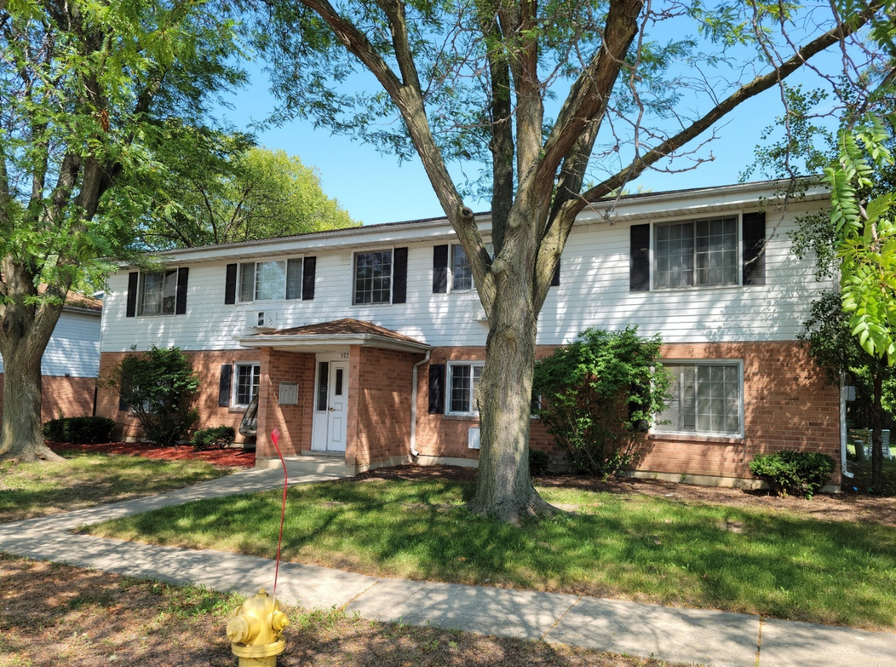 397 Poplar Avenue #1E, Antioch, IL 60002