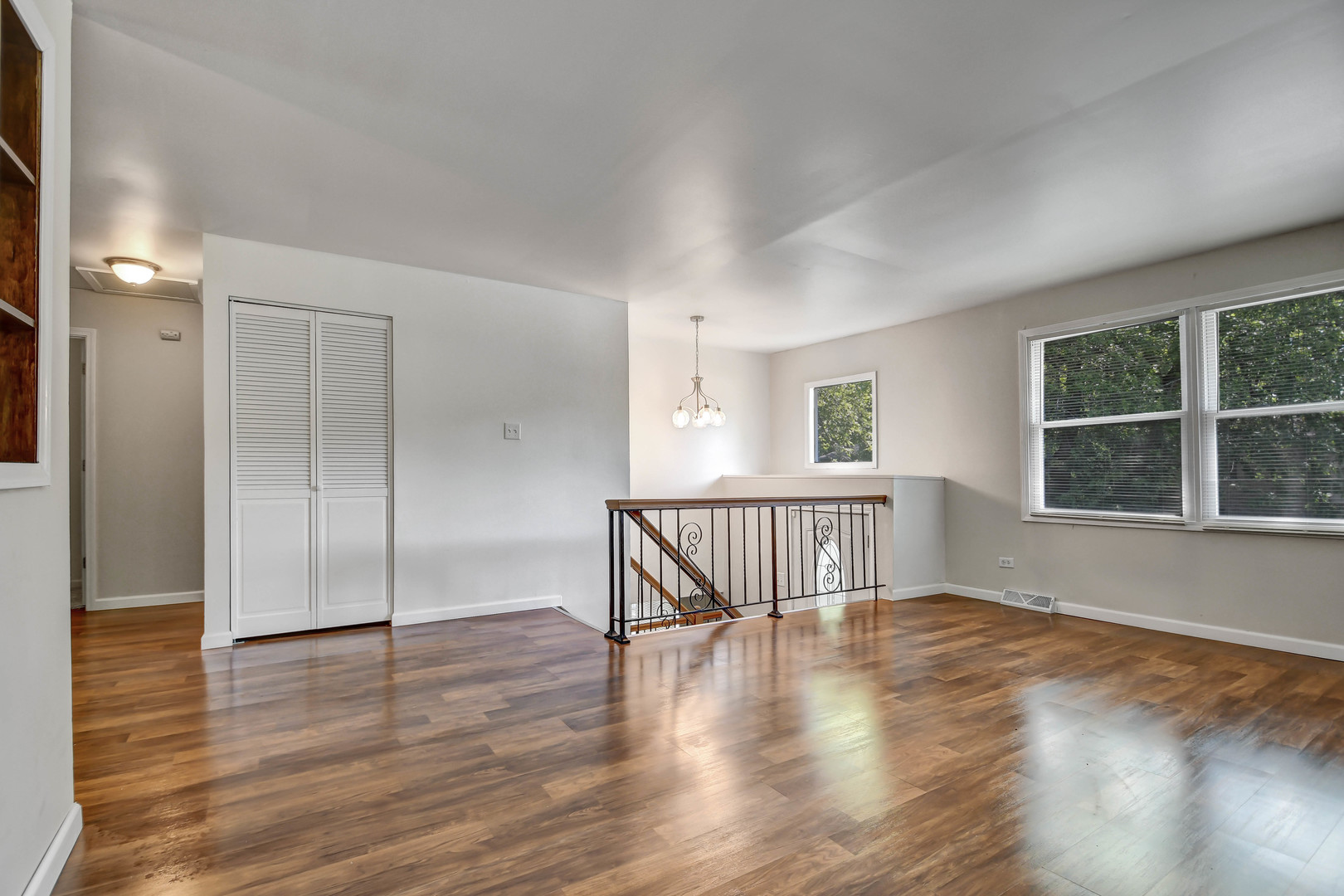 21510 Peterson Avenue, Sauk Village, IL 60411
