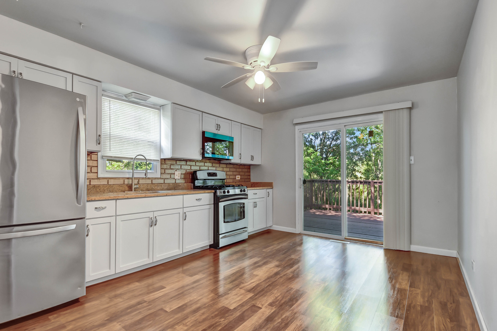 21510 Peterson Avenue, Sauk Village, IL 60411
