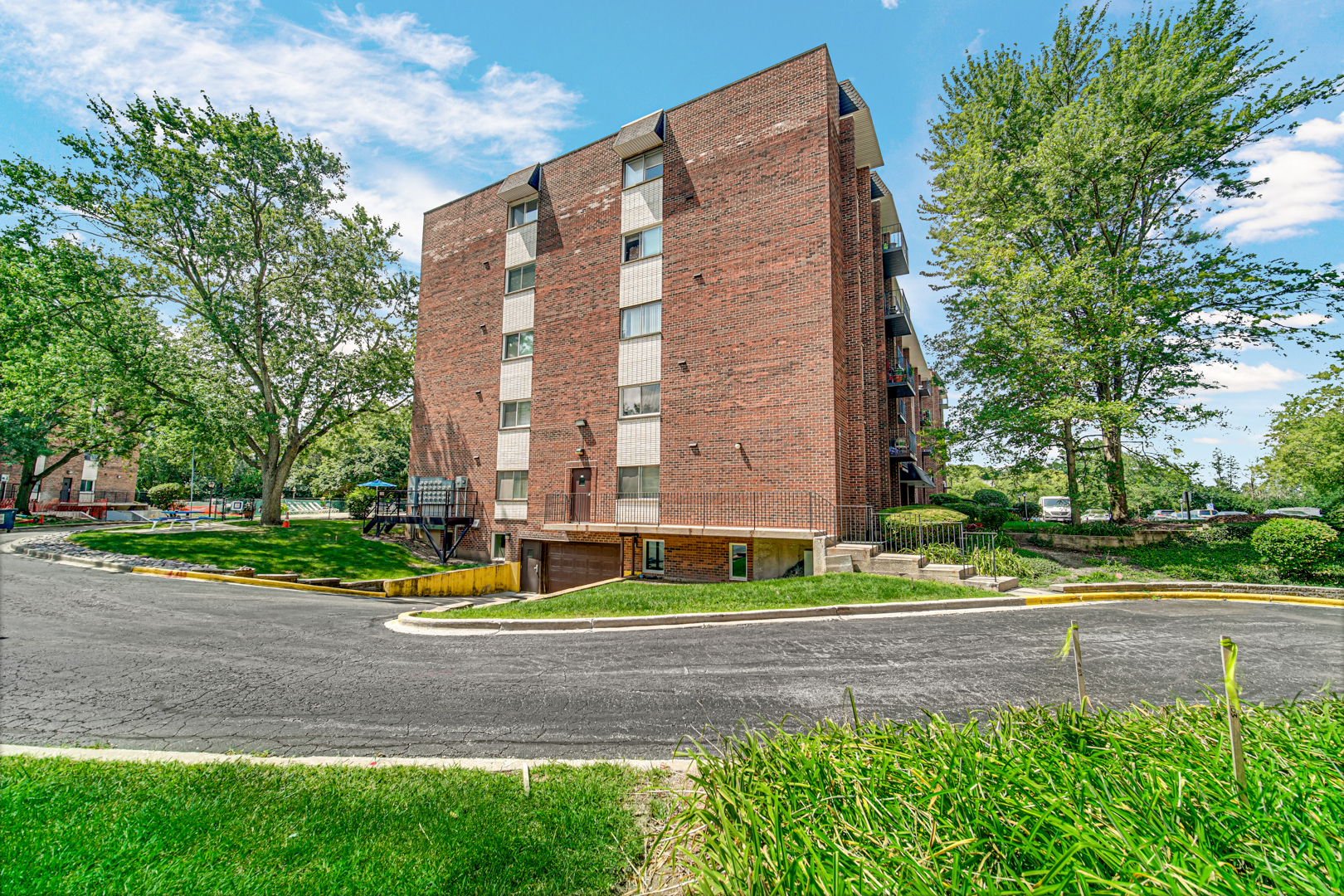 4721 Saint Joseph Creek Road #4A, Lisle, IL 60532