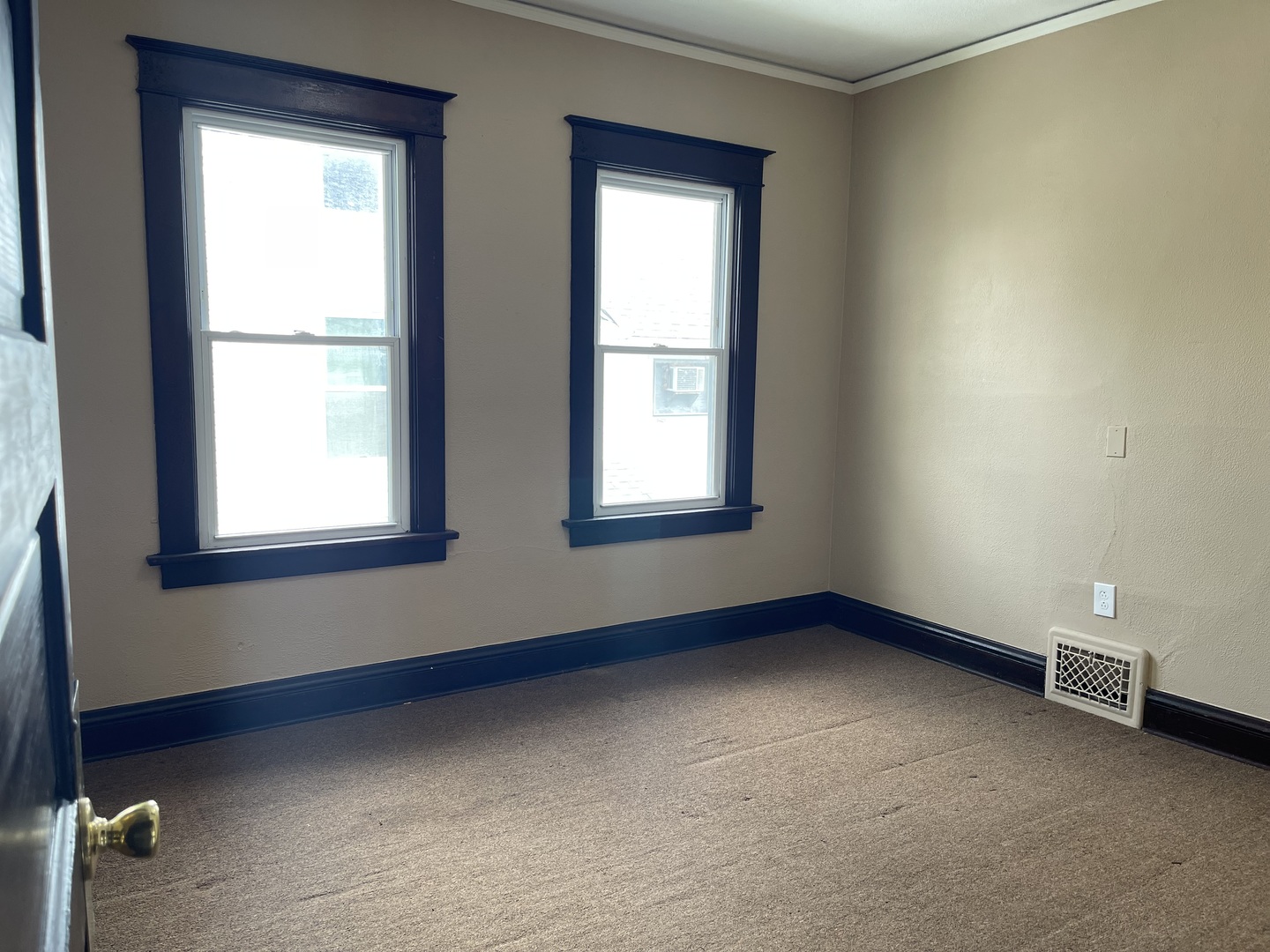 710 Poplar Street #2, Waukegan, IL 60085