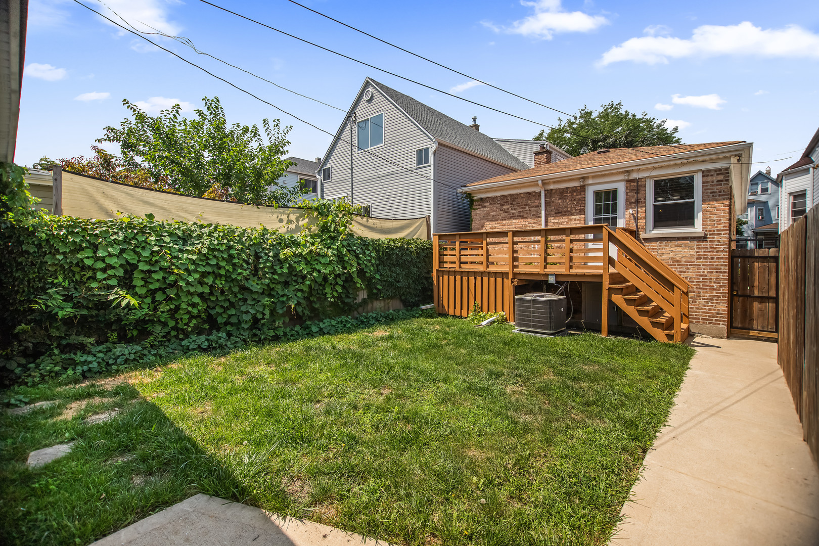 2121 N Karlov Avenue, Chicago, IL 60639