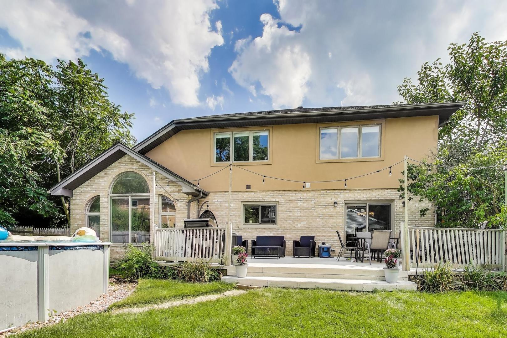 8990 W 99th Street, Palos Hills, IL 60465