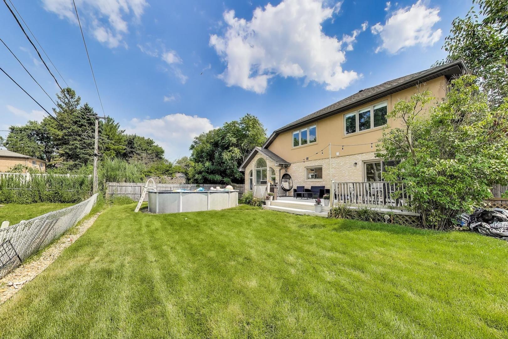 8990 W 99th Street, Palos Hills, IL 60465