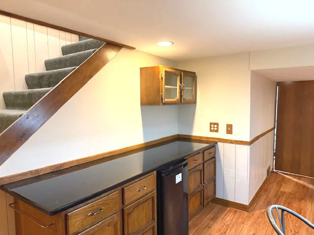 810 S Edgewood Lane, Mount Prospect, IL 60056