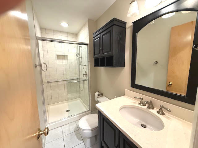 810 S Edgewood Lane, Mount Prospect, IL 60056
