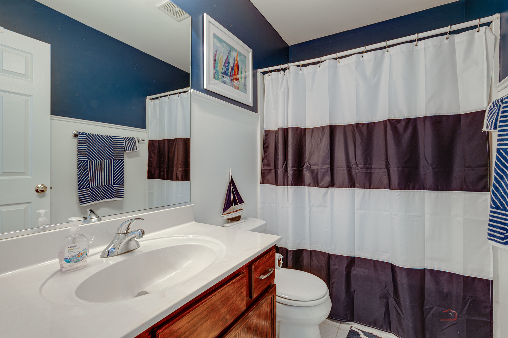 1627 S Candlestick Way, Waukegan, IL 60085