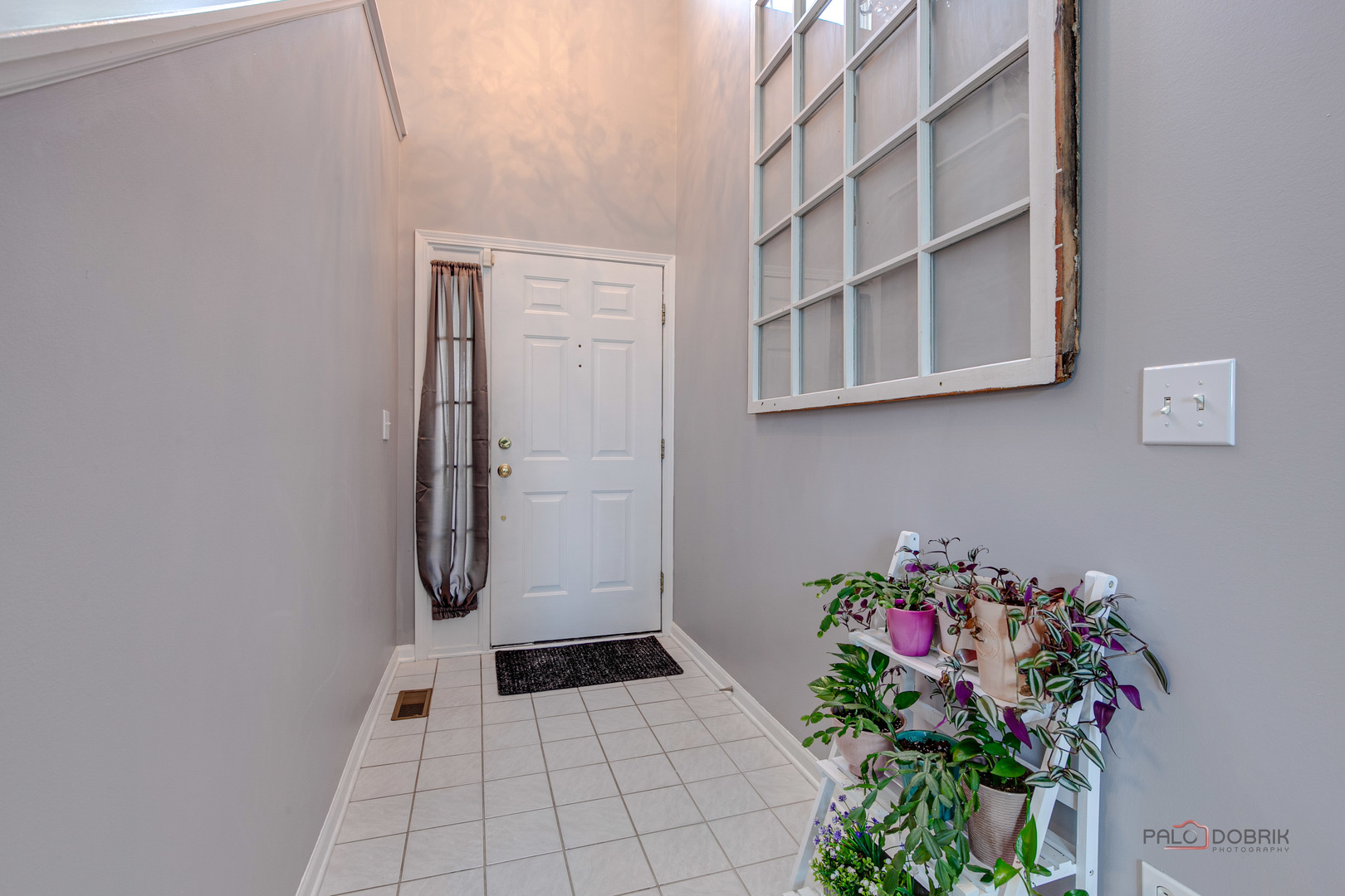 1627 S Candlestick Way, Waukegan, IL 60085