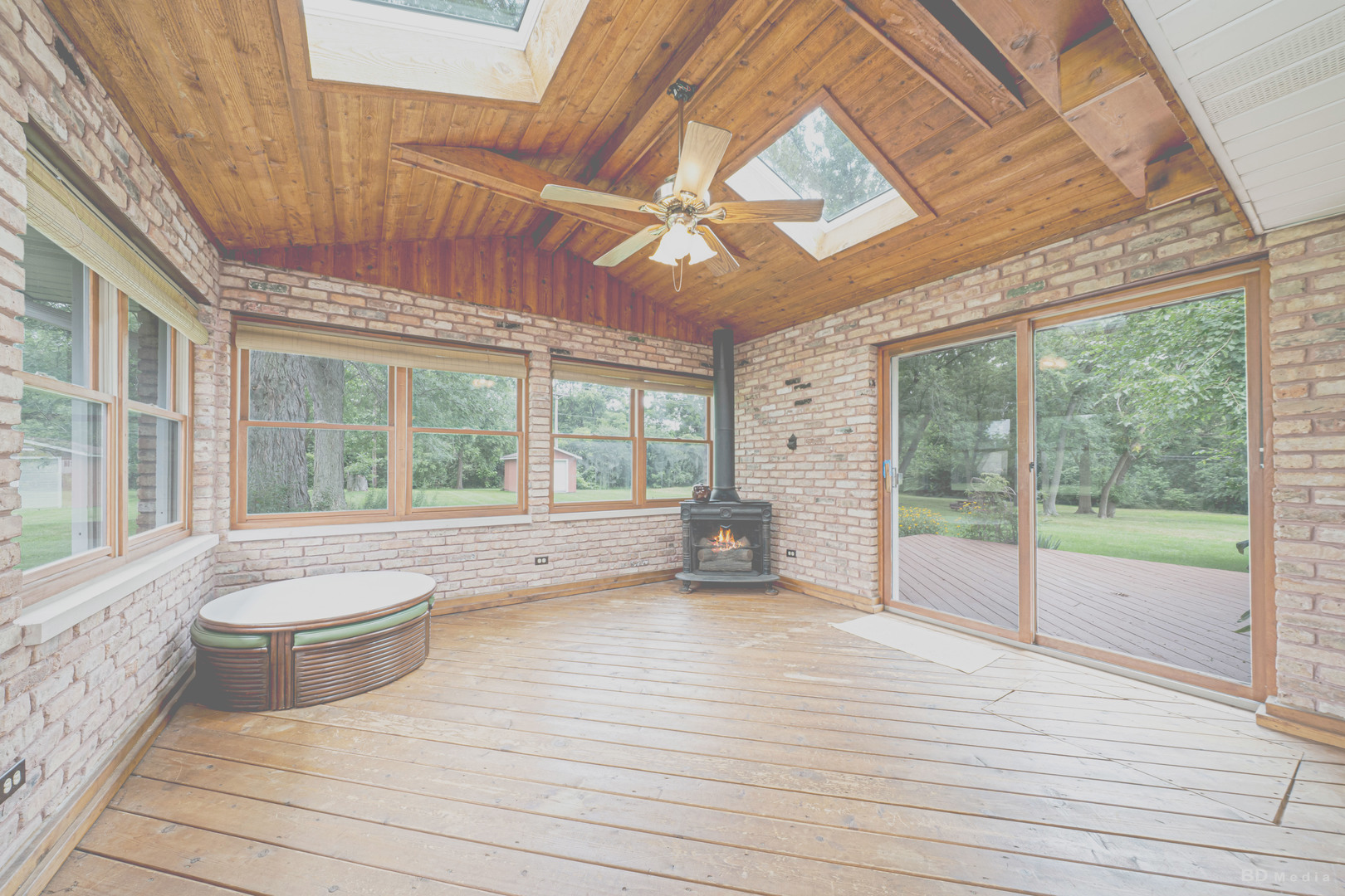 14239 Linder Avenue, Midlothian, IL 60445