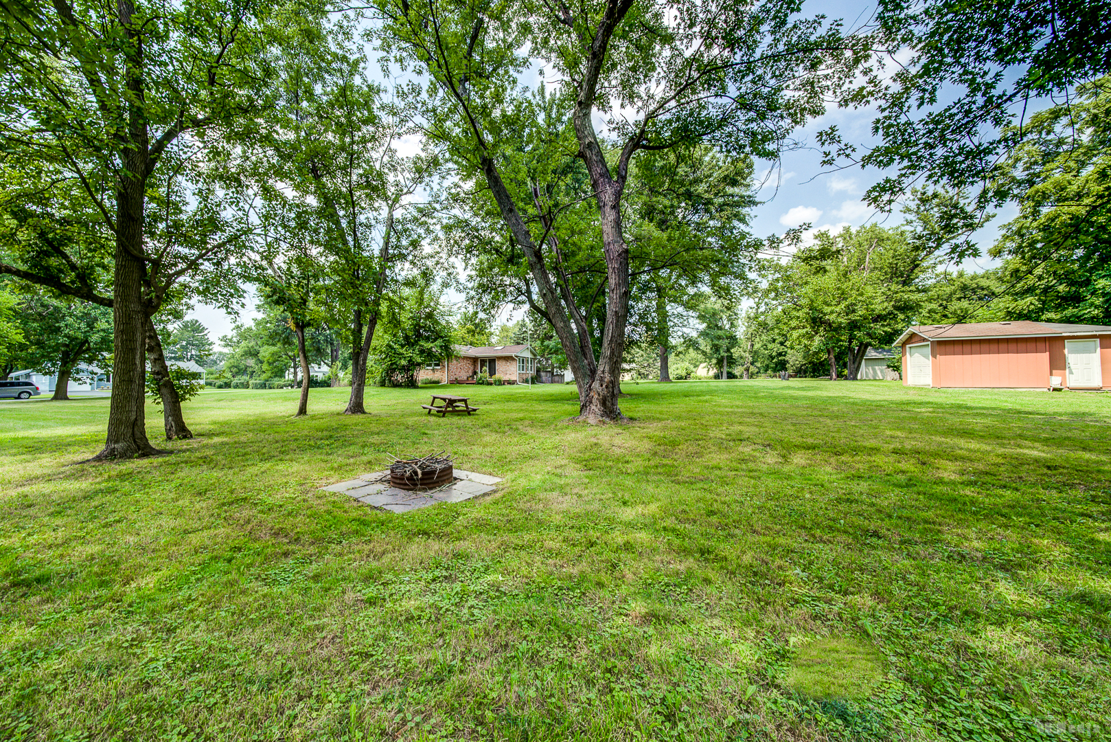 14239 Linder Avenue, Midlothian, IL 60445