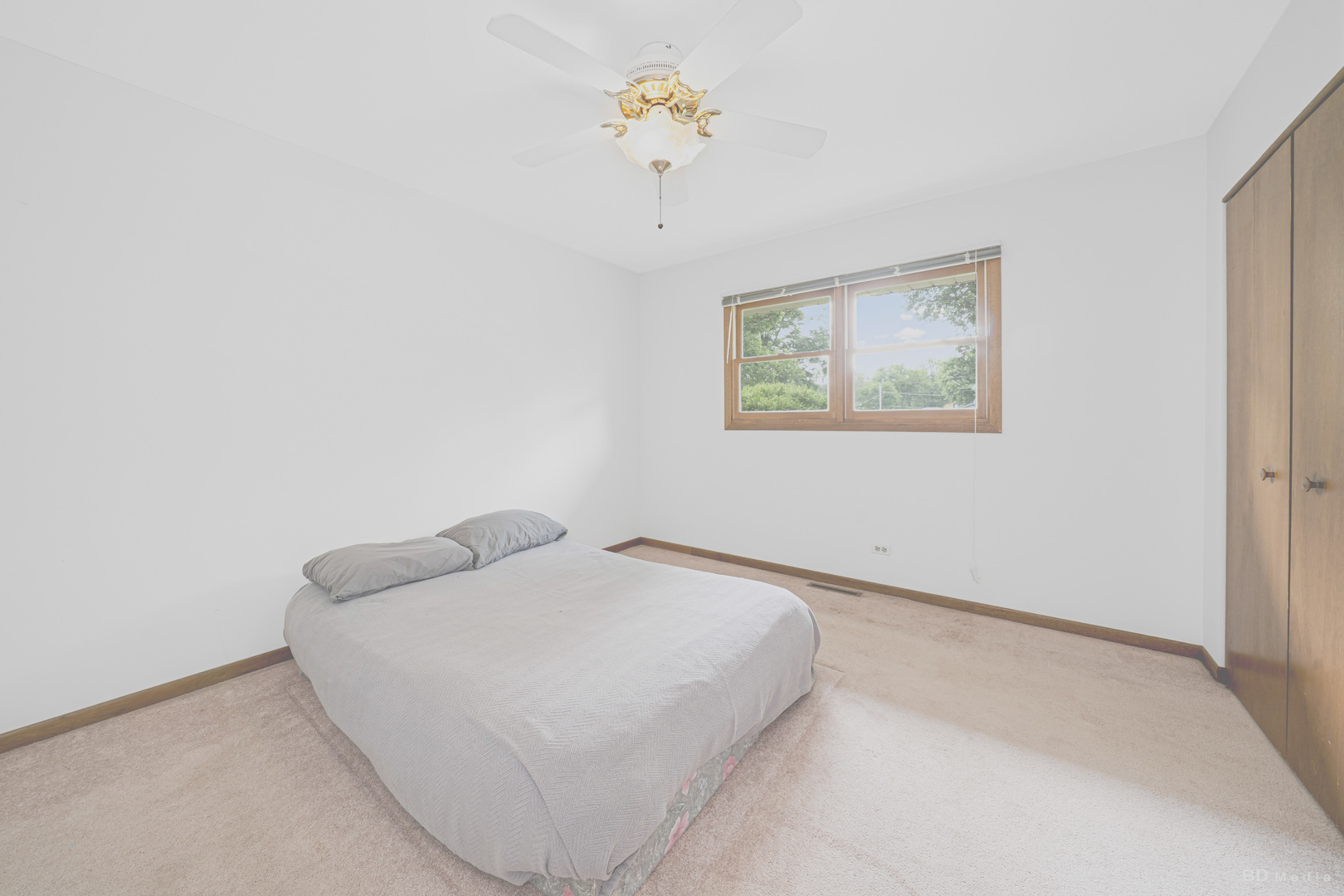 14239 Linder Avenue, Midlothian, IL 60445