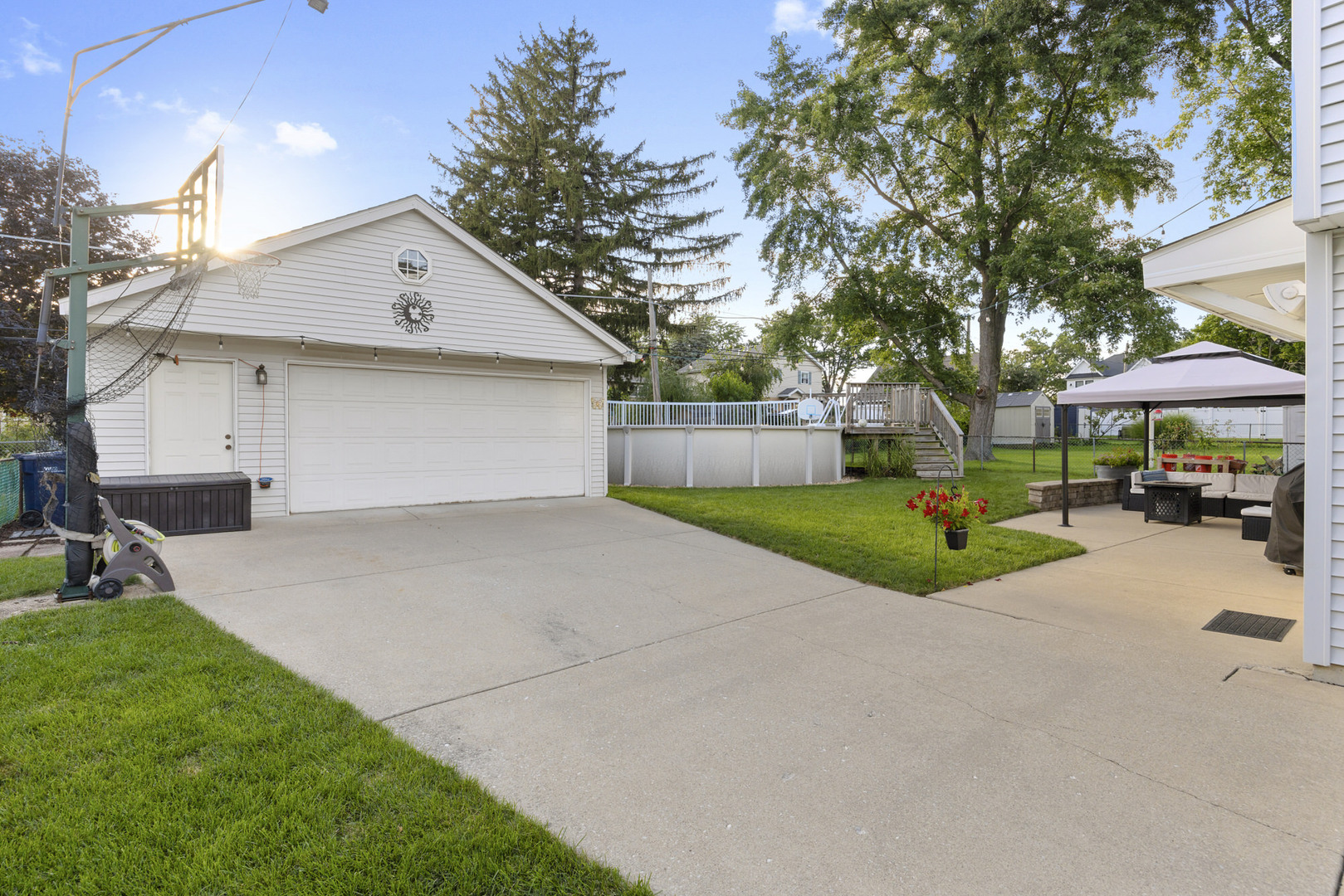 914 S Lombard Avenue, Lombard, IL 60148